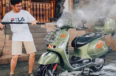 Tips Merawat Vespa Kesayangan di Rumah