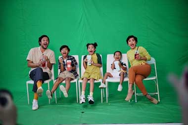 Dwi Sasono dan Widi Mulia Ngabuburit dengan Bermusik