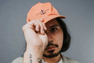 Mempertanyakan Makna Hidup lewat Singel 