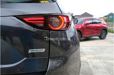 Cara Komunikasi Hindari Tabrakan Belakang dengan Pengendara Lain