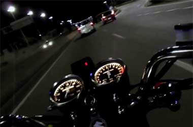 Tips Aman dari Begal Saat Berkendara di Malam Hari