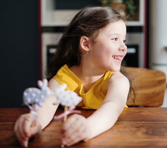 Panduan Mengajarkan Anak Berpuasa