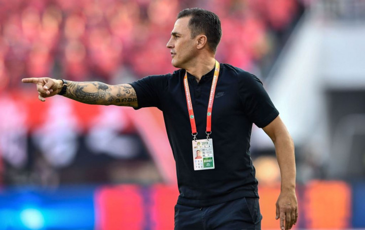 Cannavaro Ingin Latih Italia dan Madrid