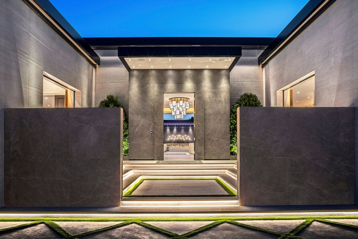 Rumah Baru Kylie Jenner Seharga Rp535 Miliar