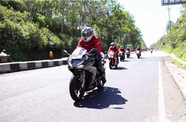 Tips Riding yang Aman di Bulan Ramadan