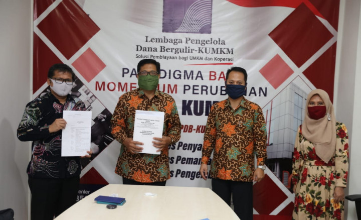 5 Koperasi Syariah Jateng Terima Pinjaman LPDB-KUMKM