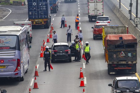 Pengecualian Transportasi Bukan Berarti Legislator Mudik ke Dapil