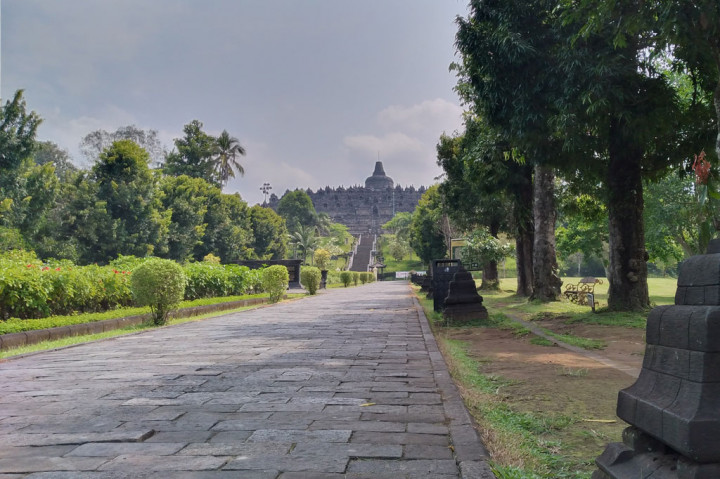 Umat Buddha tak Rayakan Waisak di Mendut-Borobudur