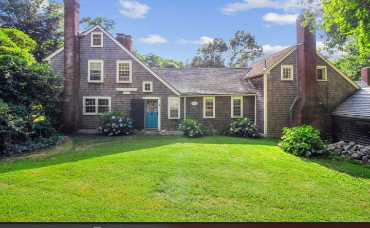 Rumah Berusia 300 Tahun Dijual Rp9,1 Miliar