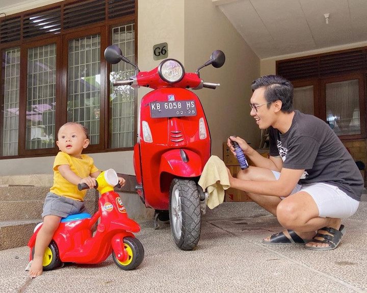 Begini Trik Para Skuteris 'Seseruan' Selama di Rumah