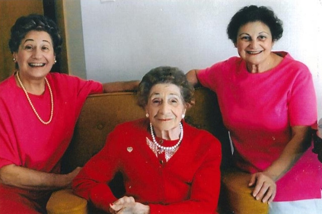 Kisah Dua Bersaudara yang Telah Mendonorkan Darah Lebih dari 34.000 Liter