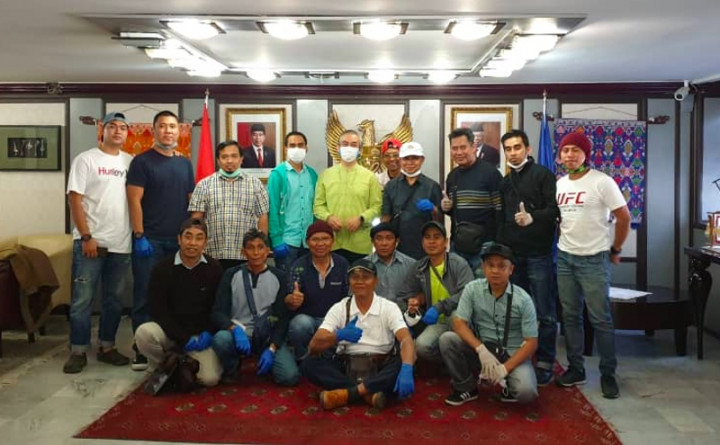 Terlantar di Iran, 15 ABK WNI Dipulangkan KBRI