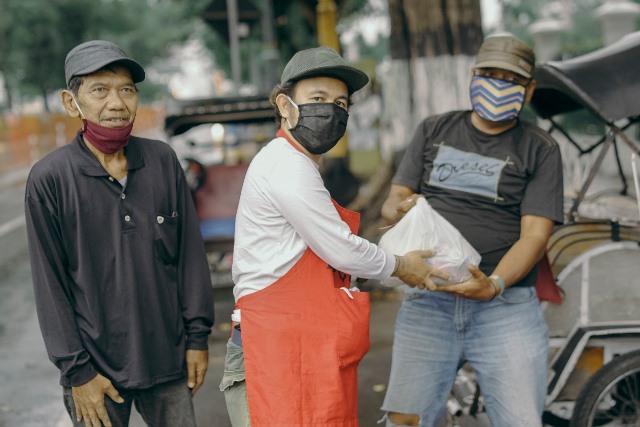 Uluran Pangan Ketjilbergerak