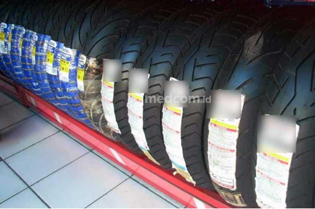 Tips memilih ban motor yang tepat sesuai dengan peruntukannya. Medcom.id/Ahmad Garuda