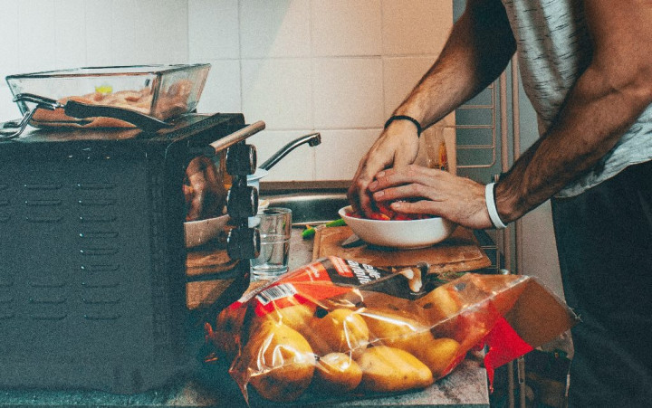 Resep Sup Daging Domba dengan Kurma Medjool