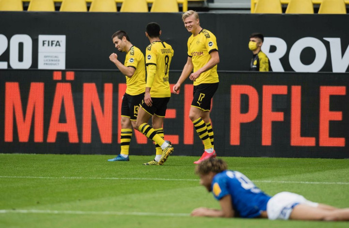 Bundesliga Kembali, Dortmund Hancurkan Schalke