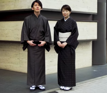 Kimono oshima tsumugi adalah kimono paling mewah di Jepang. (Foto: Dok. Youtube/greatbigstory)