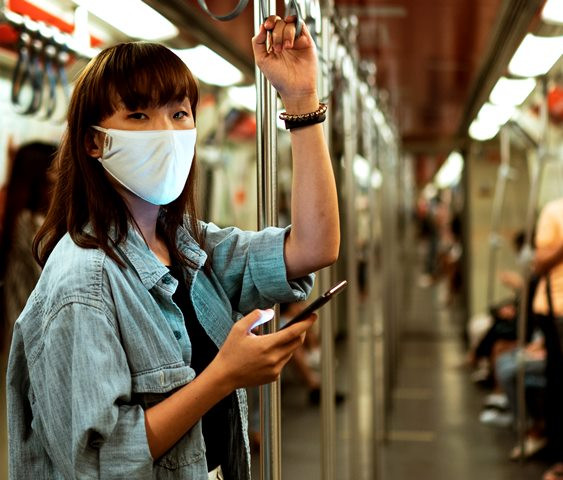 Apakah Normal Ketika Masker Anda Bau?