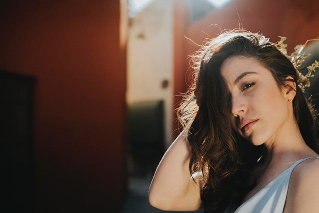 Perbedaan Jerawat Biasa dengan Jerawat Batu