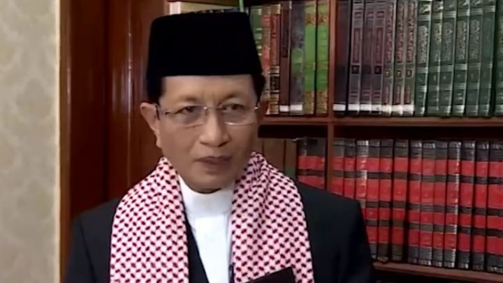 Masyarakat Diminta Jangan Memaksakan Salat Id di Masjid