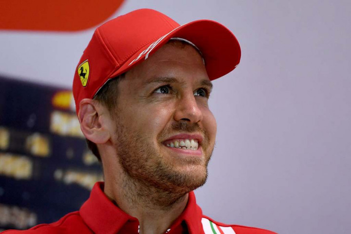Coulthard Menawarkan Opsi Aston Martin untuk Vettel