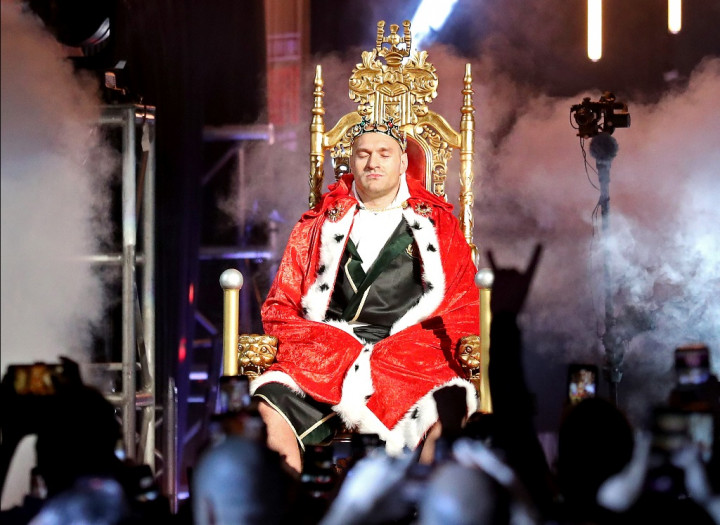 Jawara Kelas Berat Dukung Tyson dan Holyfield Kembali Naik Ring