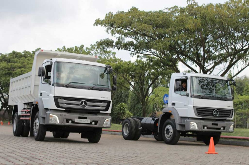 Pengemudi truk wajib menjaga kondisi badan selama mengendalikan kendaraan. Trukmagz