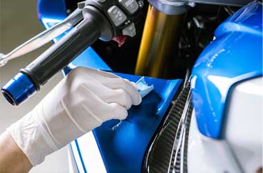 Trik Ampuh Melakukan Peraawatan Bodi Motor Kusam