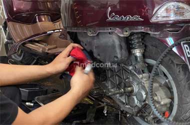 Kebiasaan Buruk yang Bikin CVT Motor Cepat Rusak