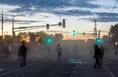 Kerusuhan Meletus di Minneapolis dan St. Paul, WNI Aman