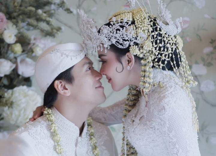 Awal Mula Kisah Cinta Syahrini dan Reino Barack