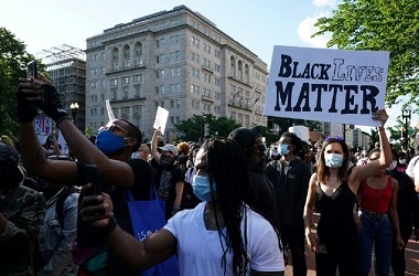 Ribuan Warga Selandia Baru Ikuti Demo Solidaritas Floyd