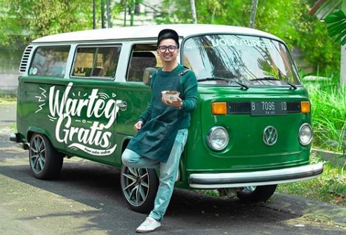 Edho Zell, Manfaatkan Media Sosial, Mengajak Kebaikan pada Sesama