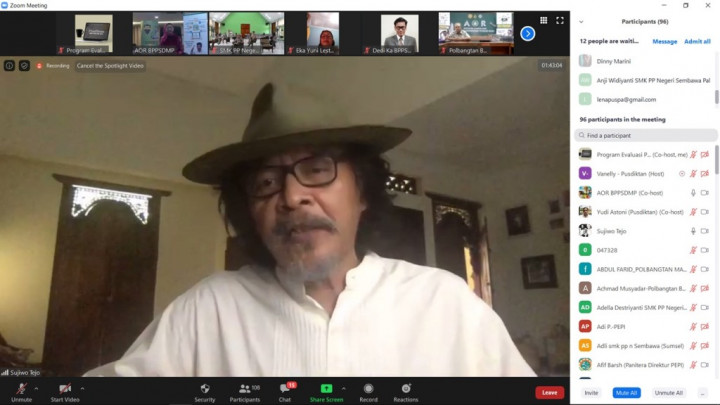 <i>New Normal</i>, Kementan Bahas Pendidikan Pertanian dengan Sujiwo Tejo