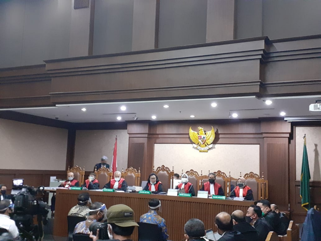 Sidang perdana kasus dugaan korupsi pengelolaan dana dan investasi PT Asuransi Jiwasraya (Persero) di Pengadilan Negeri Jakarta Pusat, Rabu, 3 Juni 2020. Medcom.id/Fachri Audhia Hafiez