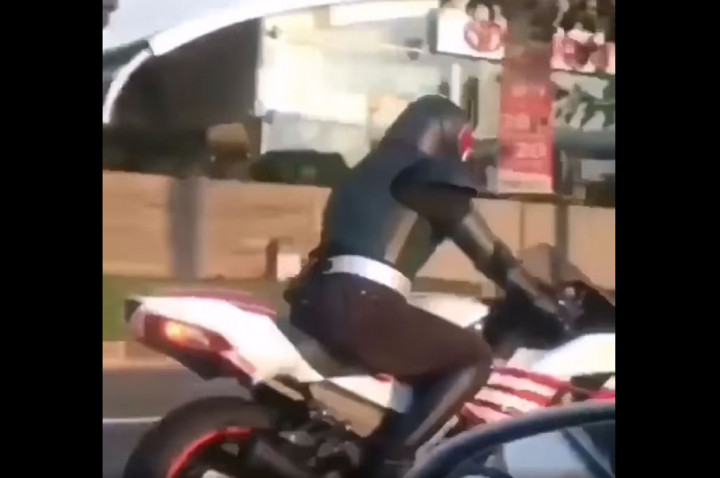 Kesatria Baja Hitam Wara-Wiri Tangerang Selatan, Mencari Gorgom?