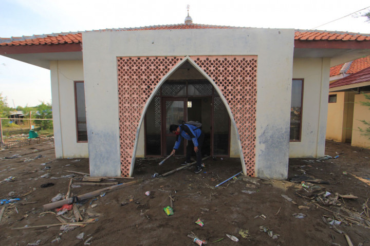 Dampak Banjir Rob Indramayu