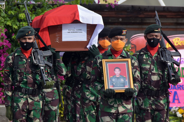 Jenazah Pilot Helikopter MI-17 Dibawa ke Bali