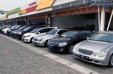 Trik Mudah Mengecek Kondisi Mesin Mobil Seken yang Bagus