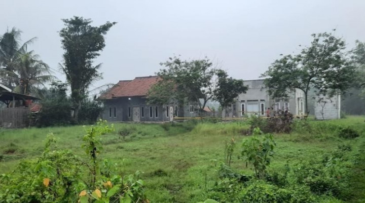 Satu Keluarga di Tangerang Tewas dengan Leher Terikat