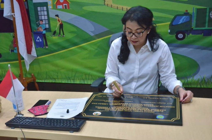 Sarana Pengelolaan Sampah DAS Citarum Diresmikan