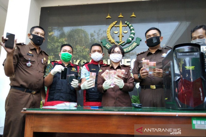 Kejari Tetapkan Satu Tersangka Suap Penerimaan Pegawai PDAM Kudus