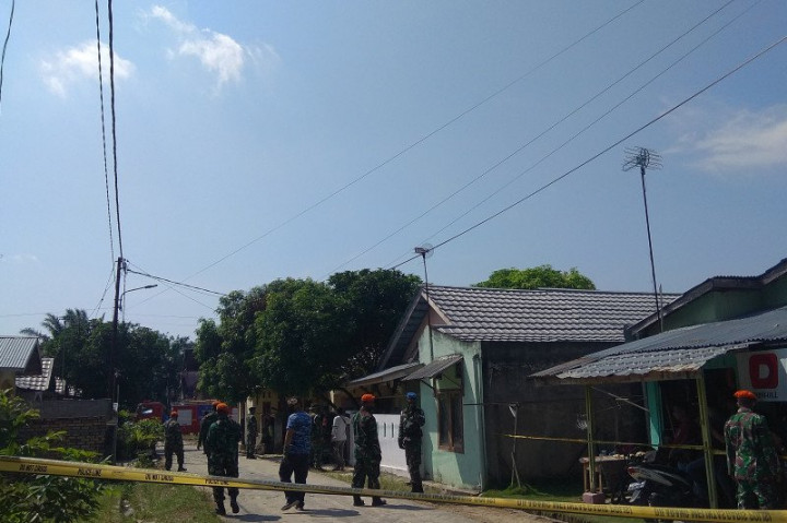 Badan Pesawat TNI Jatuh di Kampar Tinggal Dievakuasi