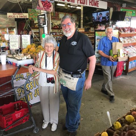 <i>Robert</i> <i>is</i> <i>Here,</i> Kumpulan Buah Eksotik di Florida