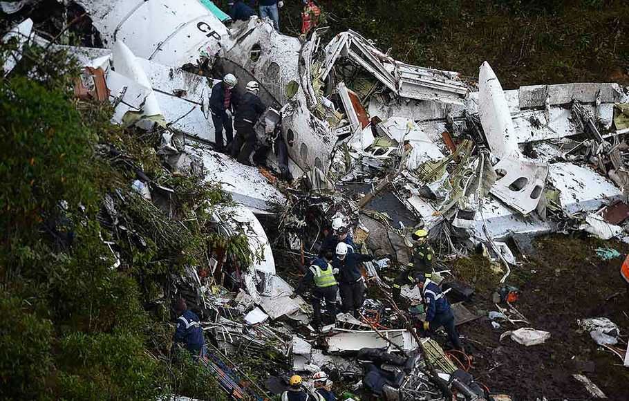 Kecelakaan pesawat yang membawa para pemain klub Brasil, Chapecoense (Foto: Dok. AFP) 