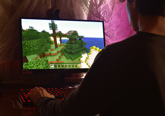 Kemenparekraf Ajak Masyarakat Bermain Game Demi Cegah Covid-19