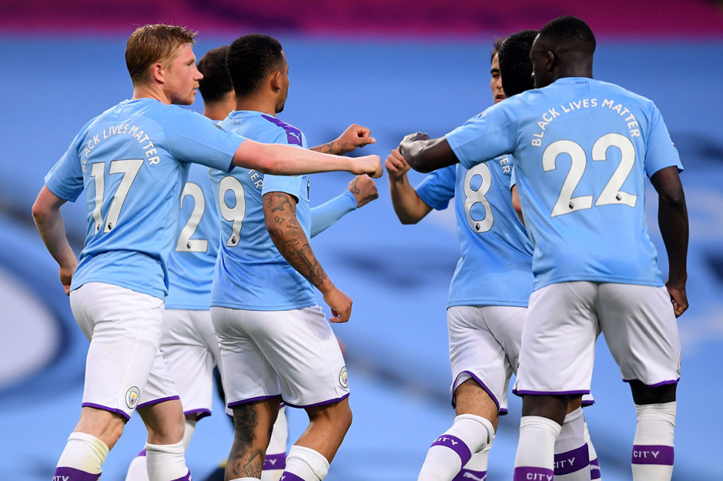 City Gilas Arsenal Tiga Gol Tanpa Balas
