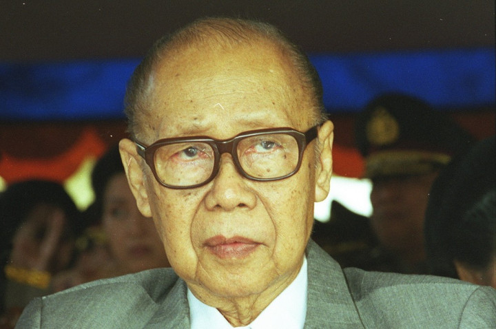 Ganjar Usul Jenderal Hoegeng Jadi Pahlawan Nasional