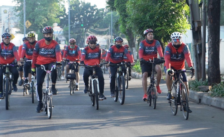 Sambut Fase New Normal, Kemensos, BNI, dan PT Pos Gelar Funbike New Spirit 2020