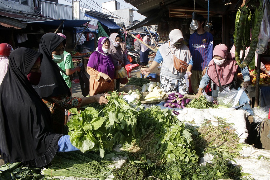 Aktivitas Pasar Tradisional Di Trenggalek Berangsur Normal Medcom Id